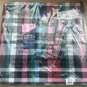 Vera Bradley Throw Blanket Closet Organizer in Ribbons Plaid